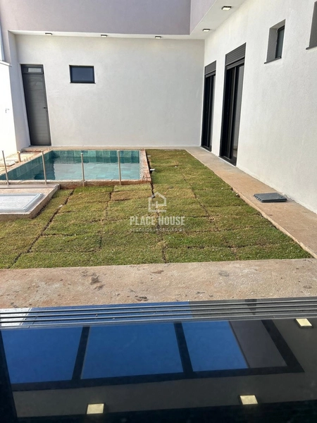 Casa 3 Suítes, 2 Vagas, Piscina, a.c 160 m² - Condomínio  Raros: 5ª foto da galeria de imagens do imóvel