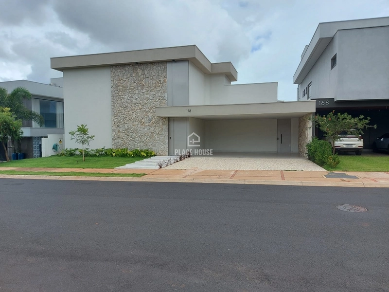 Casa 3 Suítes, 4 Vagas, Piscina - Condomínio Cyrela Buritis: 1ª foto da galeria de imagens do imóvel