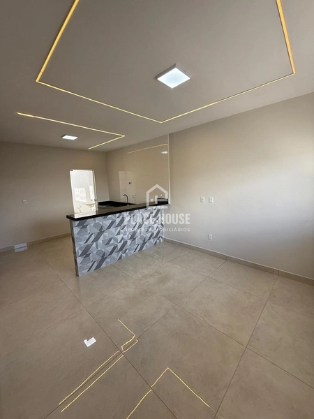 Casa - Bairro Shopping Park - Uberlândia-MG: 2ª foto da galeria de imagens do imóvel