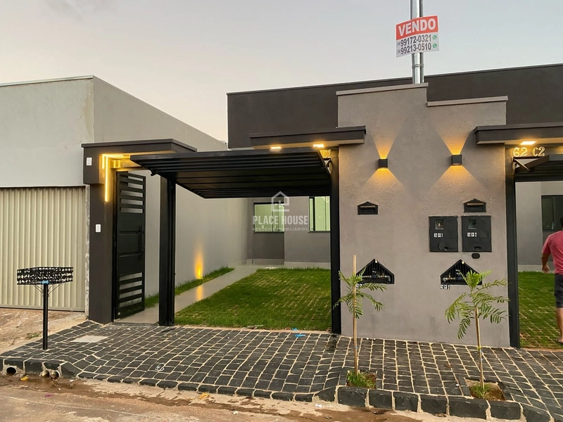 Casa com 2 dormitórios à venda por R$ 420.000,00 - Shopping Park: 1ª foto da galeria de imagens do imóvel