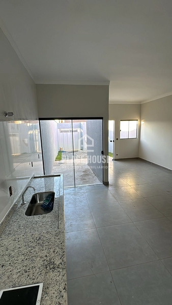 Casa a venda com 03 quartos 01 suite - Uberlândia - MG: 2ª foto da galeria de imagens do imóvel