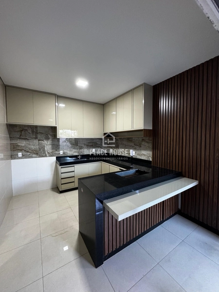 Casa 3 quartos sendo 2 suítes, Piscina Aquecida a.c 200 m²  Novo Mundo: 13ª foto da galeria de imagens do imóvel