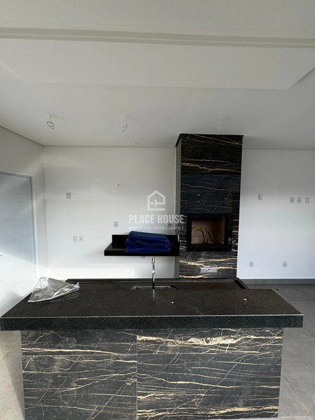 Casa 3 quartos sendo 2 suítes, Piscina Aquecida a.c 200 m²  Novo Mundo: 6ª foto da galeria de imagens do imóvel