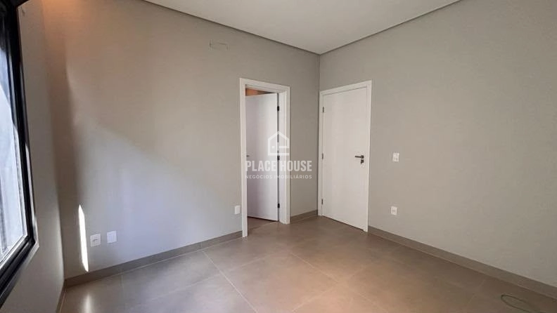 Casa de Alto Padrão à Venda no Bairro Jardim Karaiba - Uberlândia - MG.: 19ª foto da galeria de imagens do imóvel