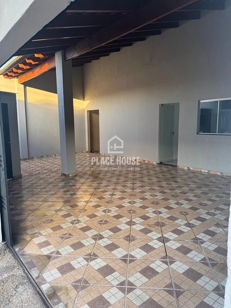 Casa Espaçosa com 160m² de Construção no Jardim Europa – Excelente Quintal: 30ª foto da galeria de imagens do imóvel