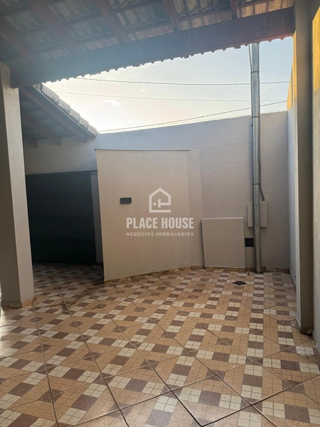 Casa Espaçosa com 160m² de Construção no Jardim Europa – Excelente Quintal: 25ª foto da galeria de imagens do imóvel