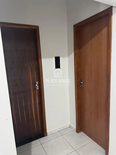 Casa Espaçosa com 160m² de Construção no Jardim Europa – Excelente Quintal: 5ª foto da galeria de imagens do imóvel