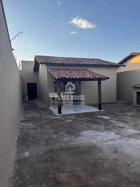 Casa Espaçosa com 160m² de Construção no Jardim Europa – Excelente Quintal: 22ª foto da galeria de imagens do imóvel