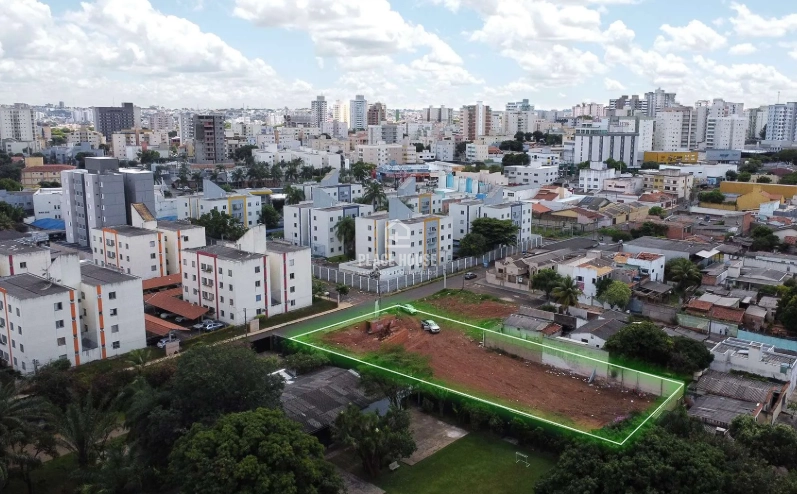 Lote a venda com 1500m² no Bairro Saraiva: 2ª foto da galeria de imagens do imóvel
