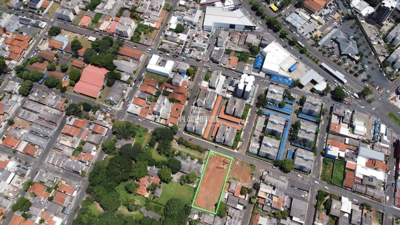 Lote a venda com 1500m² no Bairro Saraiva: 3ª foto da galeria de imagens do imóvel