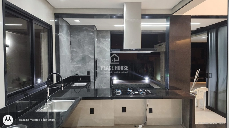 Casa de Alto Padrão à Venda no Condomínio Jardins Barcelona – Uberlândia/MG: 10ª foto da galeria de imagens do imóvel