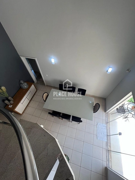 Casa sobrado com 4 quartos - B. Karaiba - Uberlândia-MG: 29ª foto da galeria de imagens do imóvel