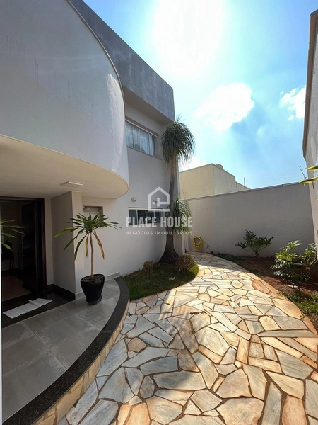 Casa sobrado com 4 quartos - B. Karaiba - Uberlândia-MG: 39ª foto da galeria de imagens do imóvel