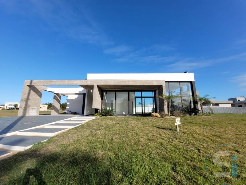 null: 1ª foto da galeria de imagens do imóvel