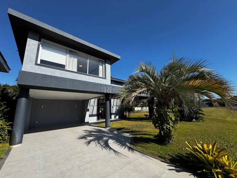 Casa no Condomínio BOSQUES DE ATLÂNTIDA, Xangri-Lá: 3ª foto da galeria de imagens do imóvel