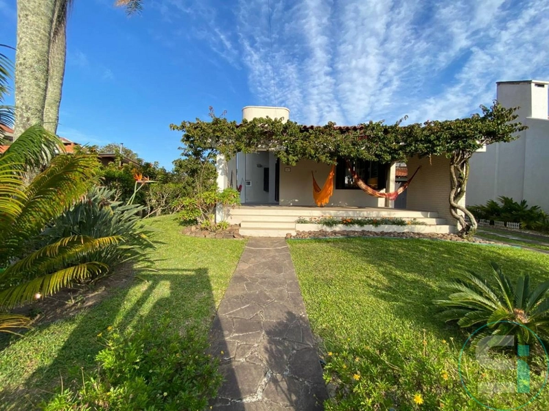 Casa no Bairro ATLÂNTIDA, Xangri-Lá: 1ª foto da galeria de imagens do imóvel