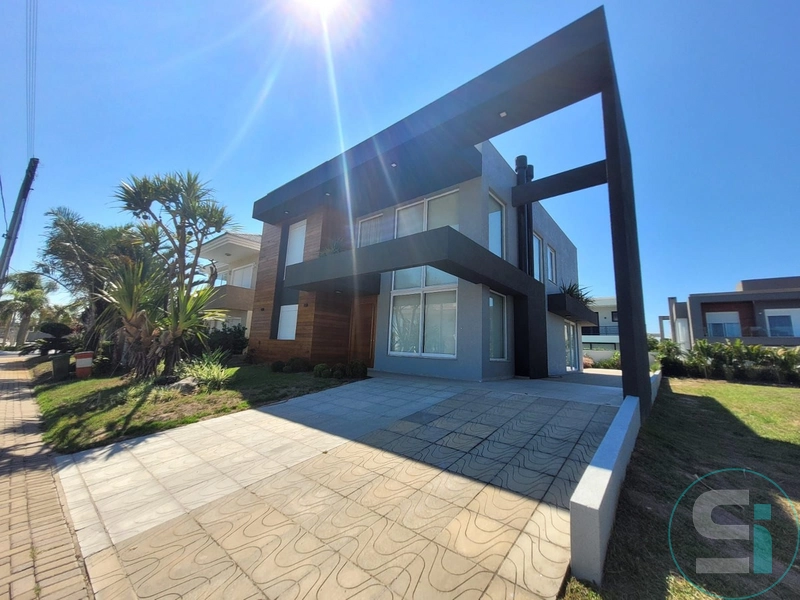 null: 1ª foto da galeria de imagens do imóvel