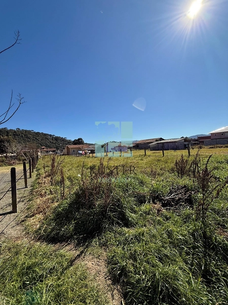 Lote com 480m²: 10ª foto da galeria de imagens do imóvel