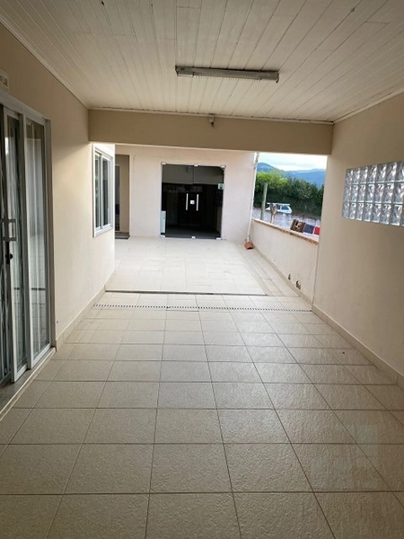 Casa bem locaizada.: 3ª foto da galeria de imagens do imóvel