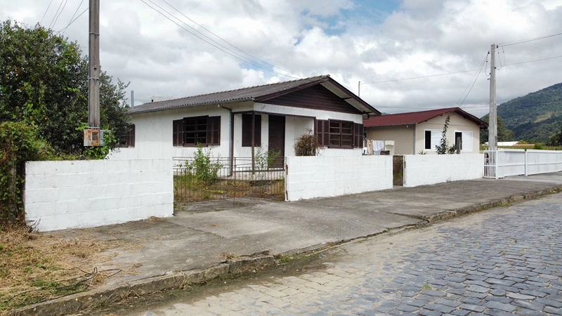 Casa no Centro de Urubici: 2ª foto da galeria de imagens do imóvel