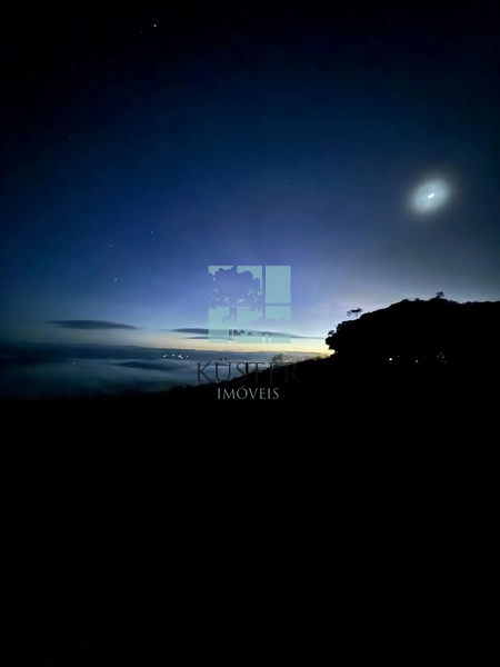 Terreno com mar de nuvens: 1ª foto da galeria de imagens do imóvel