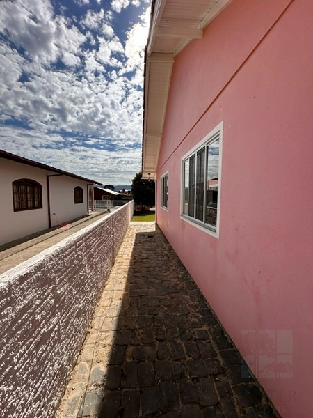 Casa com Ótima Localização: 6ª foto da galeria de imagens do imóvel
