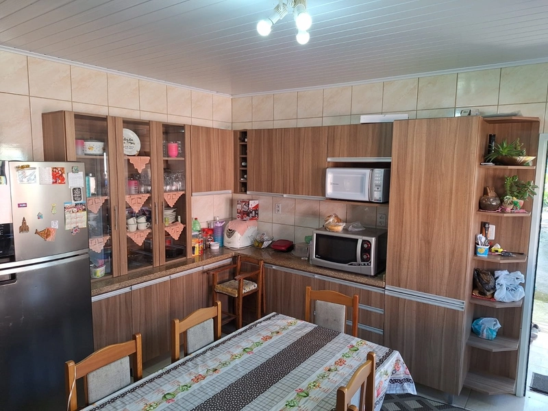 VOCÊ QUE BUSCA UM IMÓVEL ESPAÇOSO E LUGAR TRANQUILO PARA MORAR...: 3ª foto da galeria de imagens do imóvel