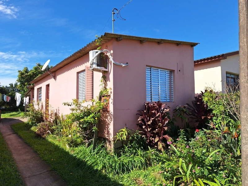 VOCÊ QUE BUSCA UM IMÓVEL ESPAÇOSO E LUGAR TRANQUILO PARA MORAR...: 2ª foto da galeria de imagens do imóvel