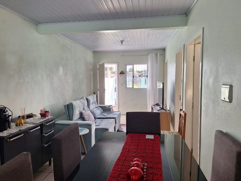 CASA COM ÓTIMA LOCALIZAÇÃO A POUCAS QUADRAS DO CENTRO!: 3ª foto da galeria de imagens do imóvel