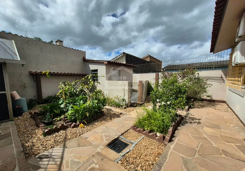 CASA DE LAJE COM SUÍTE NO BAIRRO OLARIA: 10ª foto da galeria de imagens do imóvel