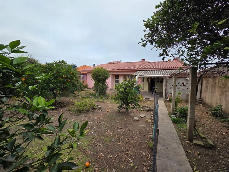 PROCURANDO UMA CASA EM LOCALIZAÇÃO ESTRATÉGICA... PODE SER ESSA!: 2ª foto da galeria de imagens do imóvel