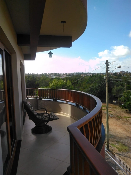 TRIPLEX ENCANTADOR COM TODO CONFORTO QUE VOCÊ MERECE...: 5ª foto da galeria de imagens do imóvel