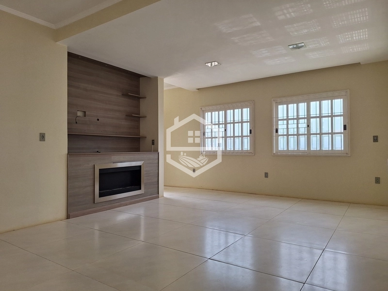 CASA DE ESQUINA COM QUIOSQUE NO FLORESTA!: 3ª foto da galeria de imagens do imóvel