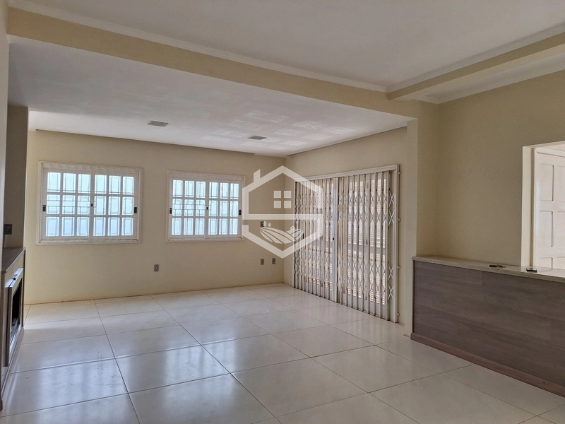 CASA DE ESQUINA COM QUIOSQUE NO FLORESTA!: 4ª foto da galeria de imagens do imóvel