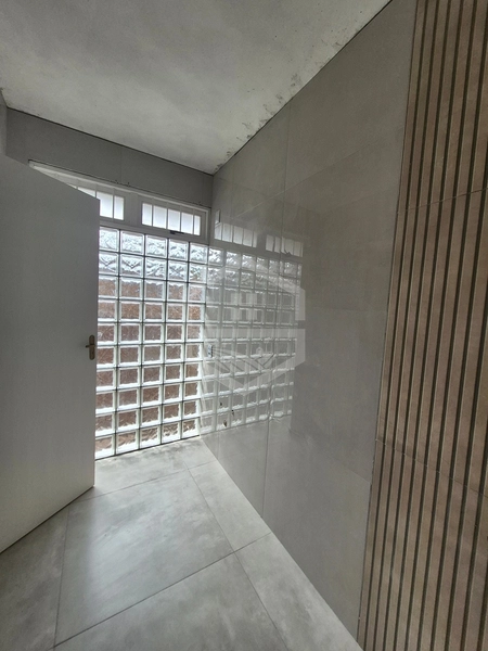 UMA CASA QUE SURPREENDE!!!: 8ª foto da galeria de imagens do imóvel