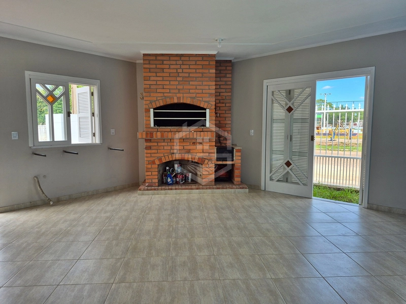 UMA CASA QUE SURPREENDE!!!: 9ª foto da galeria de imagens do imóvel