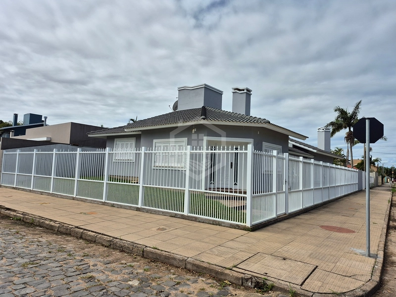 UMA CASA QUE SURPREENDE!!!: 16ª foto da galeria de imagens do imóvel