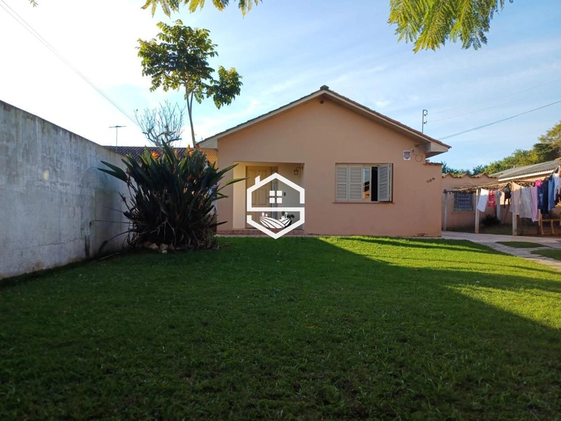 Casa 2 dormitórios para venda em Camaquã: 2ª foto da galeria de imagens do imóvel