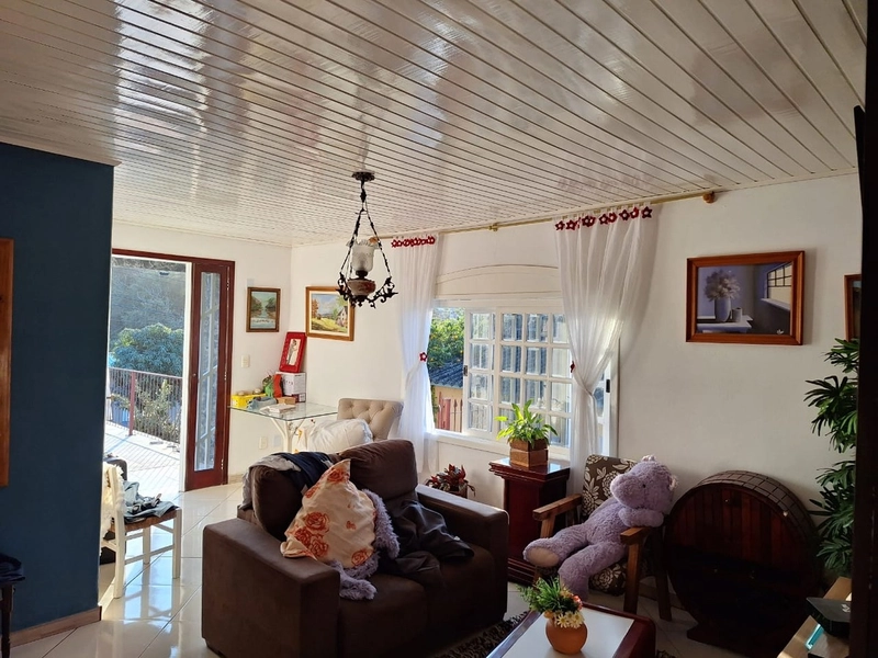 VOCÊ QUE BUSCA UMA CASA COM ÓTIMA POSIÇÃO SOLAR!: 8ª foto da galeria de imagens do imóvel