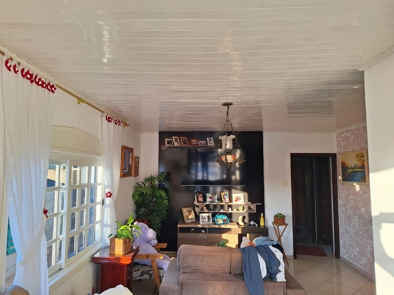 VOCÊ QUE BUSCA UMA CASA COM ÓTIMA POSIÇÃO SOLAR!: 7ª foto da galeria de imagens do imóvel