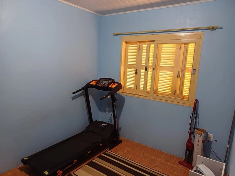 CASA 3 DORMITÓRIOS COM GARAGEM AMPLA COM CHURRASQUEIRA...: 9ª foto da galeria de imagens do imóvel