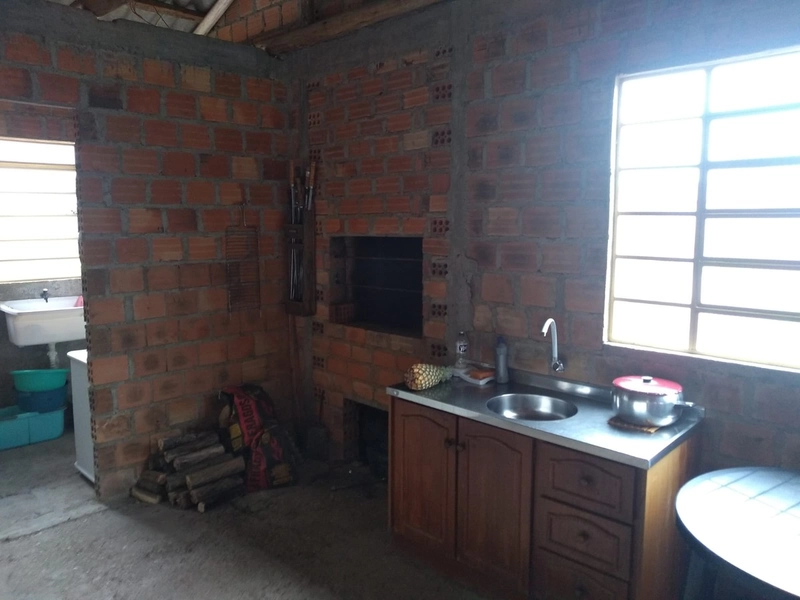 CASA 3 DORMITÓRIOS COM GARAGEM AMPLA COM CHURRASQUEIRA...: 12ª foto da galeria de imagens do imóvel