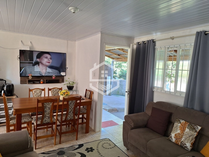 CASA EM TERRENO AMPLO NO DONA TEREZA: 5ª foto da galeria de imagens do imóvel