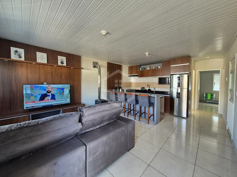 SEU NOVO LAR PODE SER ESSA BELA CASA.: 1ª foto da galeria de imagens do imóvel