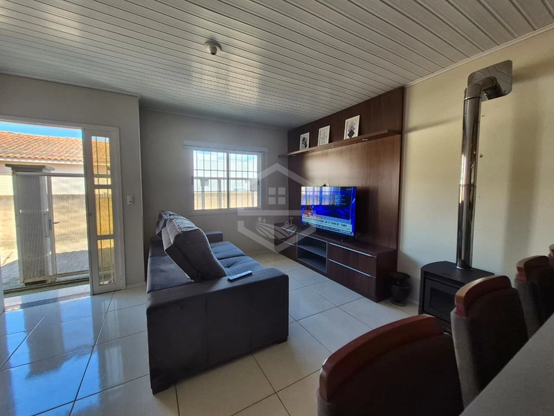 SEU NOVO LAR PODE SER ESSA BELA CASA.: 3ª foto da galeria de imagens do imóvel