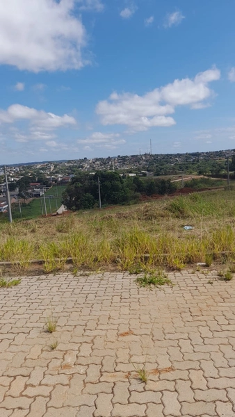 UM TERRENO PARA CONSTRUIR SEU LAR, TEMOS UMA OPORTUNIDADE PARA VOCÊ!: 2ª foto da galeria de imagens do imóvel