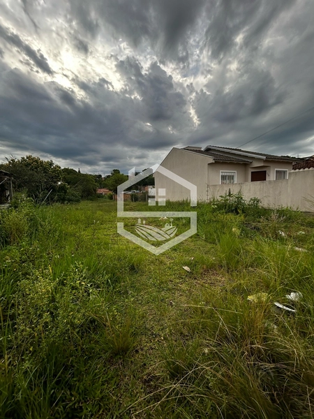 ÓTIMO TERRENO RUA CALÇADA PRONTO PARA CONSTRUIR: 1ª foto da galeria de imagens do imóvel