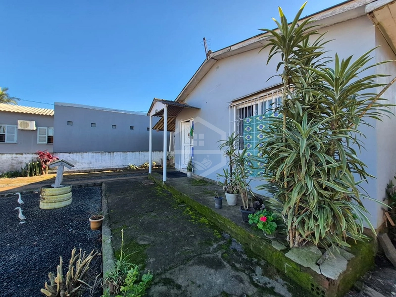 CASA EM EXCELENTE LOCALIZAÇÃO - PRÓXIMA A LOUREIRO DA SILVA!: 11ª foto da galeria de imagens do imóvel