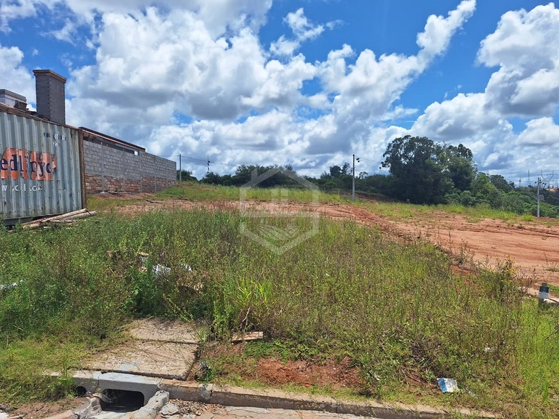 TERRENO MEIO DE QUADRA - LINDA VISTA: 1ª foto da galeria de imagens do imóvel