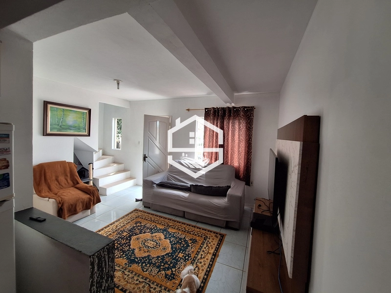 CASA BOA ,3 DORMITÓRIOS, CARVALHO BASTOS!: 1ª foto da galeria de imagens do imóvel